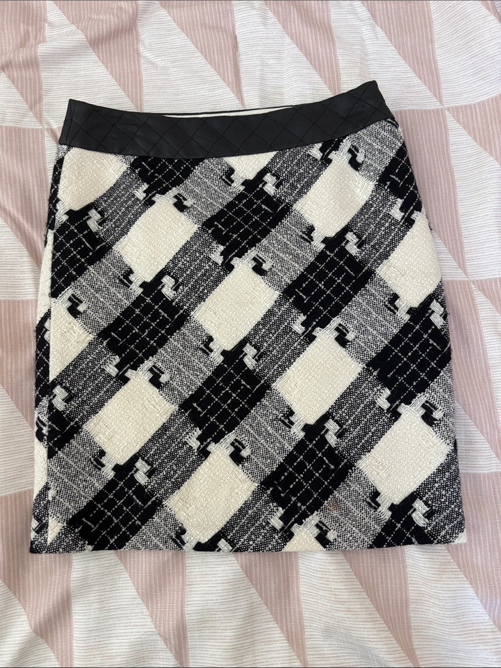 White House Black Market Black and White Plaid Tweed Pencil Skirt